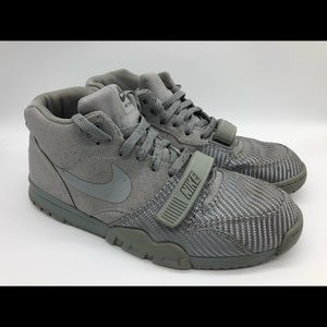 Nike air trainer 1 mid